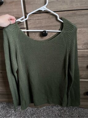 Olive/Sage Green Knit Long Sleeve Sweater